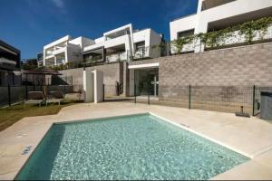 Precioso apartamento en Vanians Garden