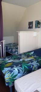 Maisonnette T2 avec piscine chauffée et plage à 300m