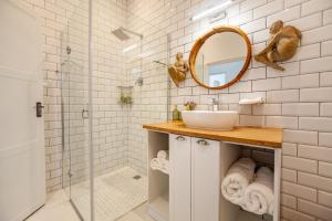 The Cape Aquanaut Luxury Seaview Apartment