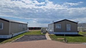 Beaumont, West Point Lodge, Luxury Escape Selsey