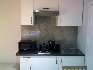 Newly Built Modern Studio House with Parking