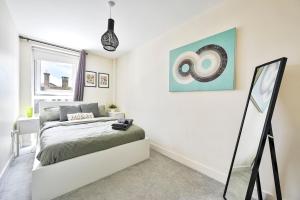 2 Bed Flat Next Old Street Tube