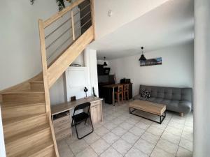 Appartements Charmant Duplex Bordeaux - Place de Parking Privee - Tram : photos des chambres