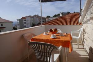 Apartments Jure with Sea View