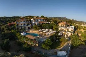 Pantheon Apartments & Studios - 卡罗维西