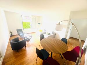 Appartements Appartement standing avec jardin, 4 personnes, strategiquement situe : photos des chambres