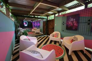 Ammonite Glamping Pod & Hot Tub