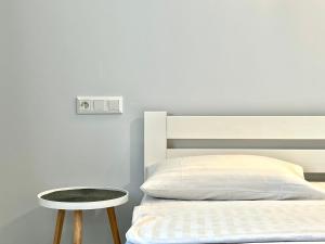 ApartPoltava ЖК "Пилипа Орлика,26" BUSINESS апартаменти з неймовірною панорамою - LED дзеркало -ТРОПІЧНИЙ душ