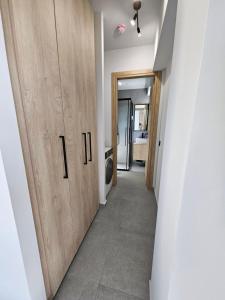 Blossom House-At the foot of the Acroplis and Parking available