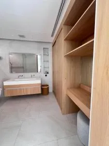 Phuket Luxury villa with Beutiful Swimming pool - Ban Riang