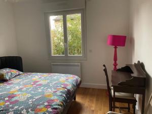 Maisons de vacances Paris La Defense - Refurbished independent house : photos des chambres