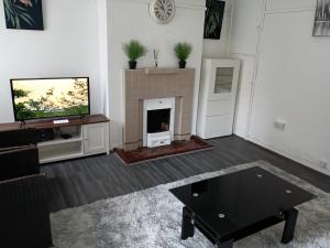 The London Apartment