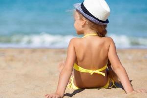 MARBELLA BEACHFRONT- Apartamento junto a la playa y con impresionantes vistas al mar