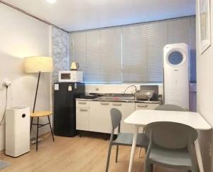 A-2 Hapjeong Stn, Hongdae, Sangsu, 3BR