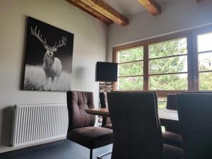 Maisons d'hotes Geraniums Et Neige Fraiche, Maison d'Hotes avec balneo massante et sauna privatifs dans certaines suites haut standing : photos des chambres
