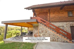 Wooden Cottage Baznik with Hot Tub