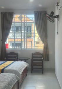 Quốc Minh Trung Hotel