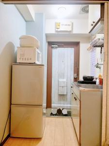 Shinjuku Area!Nishi-Shinjuku Gochome subway 6 minutes walk! 西新宿五丁目车站步行6分钟! 高速无限制WIFI #高速网络#201