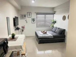 CebuSureStayPersimmon9thFloorStudioCondo - Mabolo