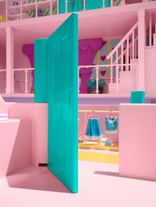 Sleepover at Polly Pockets Compact