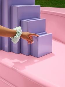 Sleepover at Polly Pockets Compact