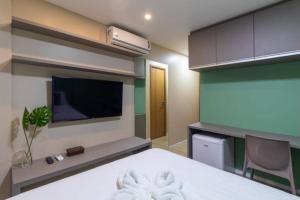 Cupe Beach Living - Flat Luxo 2 suítes decorado térreo frente piscina