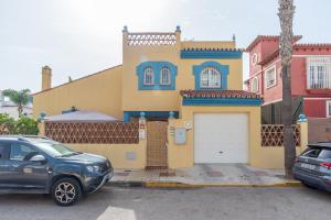 Villa Valentina - Renovated on Los Alamos Beach