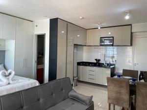 Apartamento Águas Claras, 13⁰ andar, nascente. Vista livre. Wi-Fi veloz. Academia e piscina.