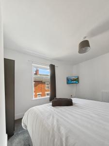 Amaya One -3 bedroom townhouse - with garden - close to town centre - sleeps 7