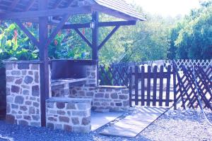 Maisons de vacances GITE 15 personnes confort et authenticite : photos des chambres