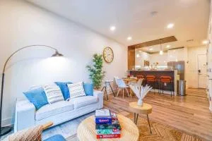 Act Now 40 off! Stop browsing Book 4Queen Bds - Oak Island Junction