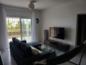 Chez Madani, 5 min de la plage, vue sur océan et entièrement climatisé - Sada