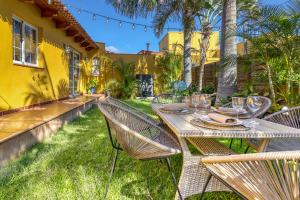 Casa Vista Teide con Jardín, Barbacoa y Fuente Zen