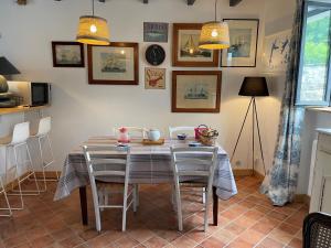 Maison de pêcheur proche du bourg