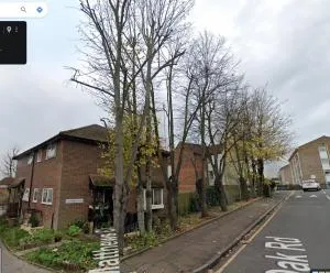 Coxy 1 bedroom maisonette in the heart of London - Great Warley Street