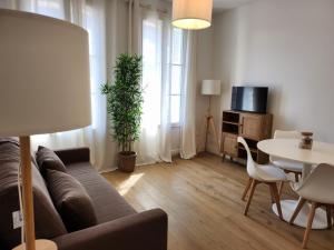 Nice Fac St Jean D'Angely - 3-star hotels in Nice