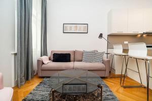 Incredibly cozy and spacious Apt with Terrace and AC