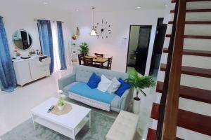 Duplex House for Rent with 3 Bedrooms good for 6
