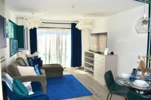 Hemel Apartments - Riverside Retreat - Berkhamsted