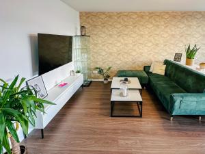 Cosy 4 room apartment - free parking - balcony - workspace