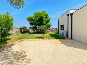 Villas Villa moderne piscine privative hauteurs de Nimes : photos des chambres