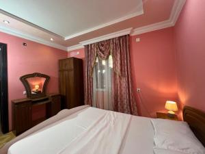 Airport Apartments Near The Sea