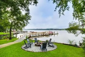 Private Boat Dock Waterfront Lake Murray Haven - 纽贝里