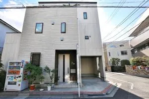 アキラ商事 - Ičikawa