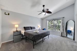 Spacious 3BR Family Home Near Sponge Docks