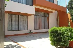 Rumbos Turísticos - casa hasta para 15 personas - Acatlán