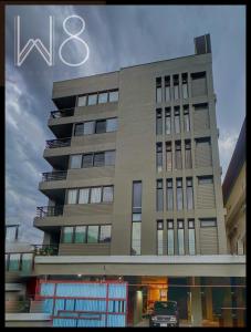 W8 Condo, LUXE 2 Bedroom Private floor, Best Hip Central Bangkok area, 5 mins from Thonglo BTS station