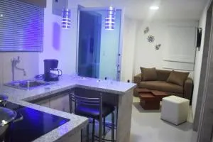 Santorini Blue 114 - Guadual