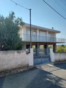 Dimitri's house - Paralía Avlídhos