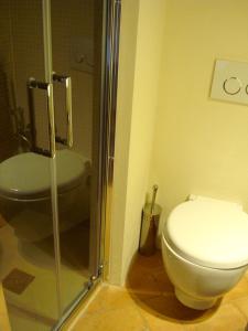 Single Room with Private Bathroom